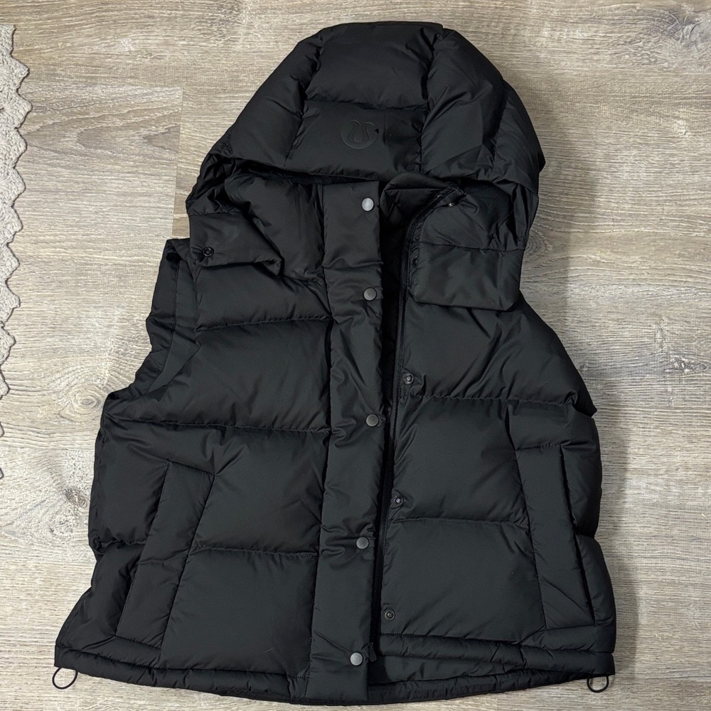 Lululemon Athletica Black Hooded Puffer Vest